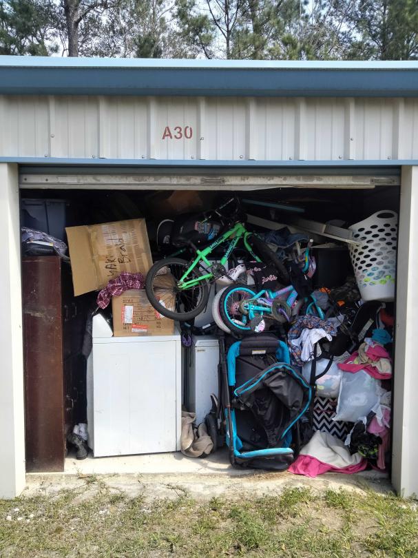 Storage Unit Auction in Hinesville, GA at Gray Line Storage 100
